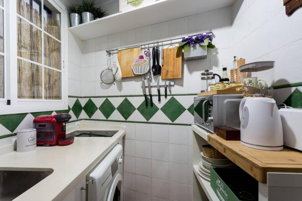 Pretty Duplex In Bohemian District-City Center Севилья Экстерьер фото