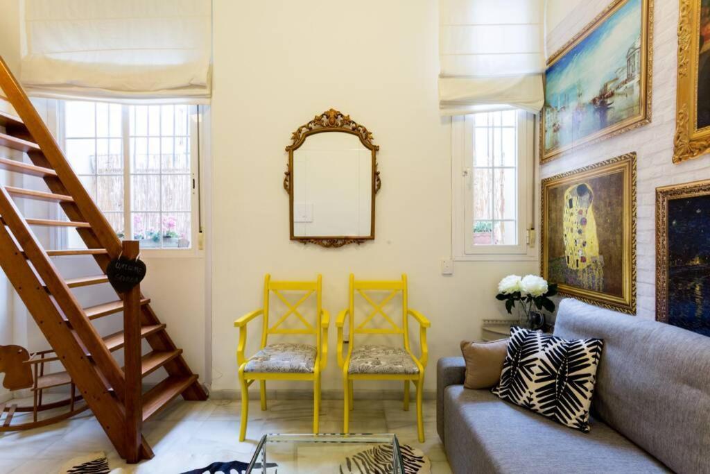 Pretty Duplex In Bohemian District-City Center Севилья Экстерьер фото